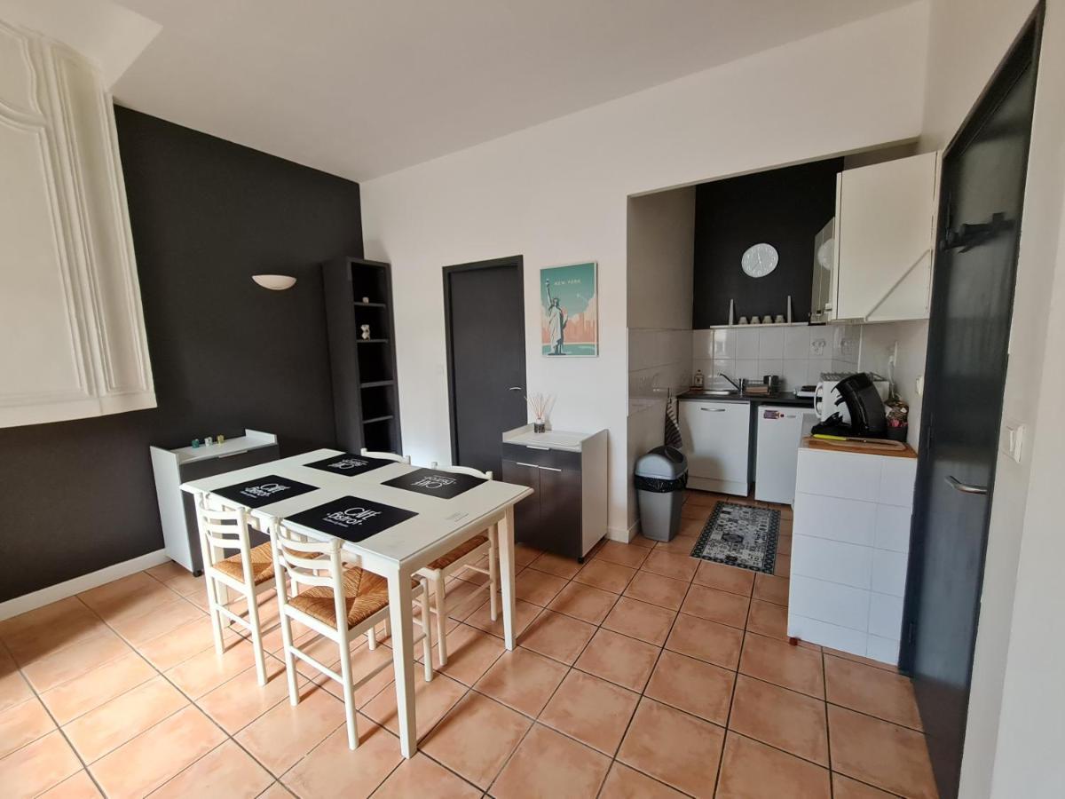 Le Prieure - Studios Jusqu'A 4 Personnes Villeneuve-lès-Béziers Exterior foto