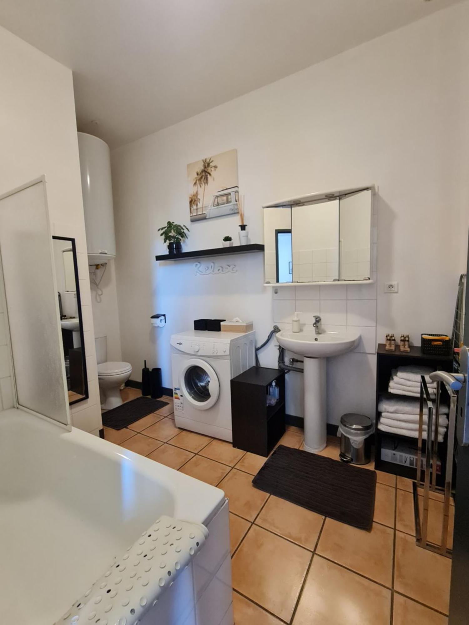 Le Prieure - Studios Jusqu'A 4 Personnes Villeneuve-lès-Béziers Exterior foto